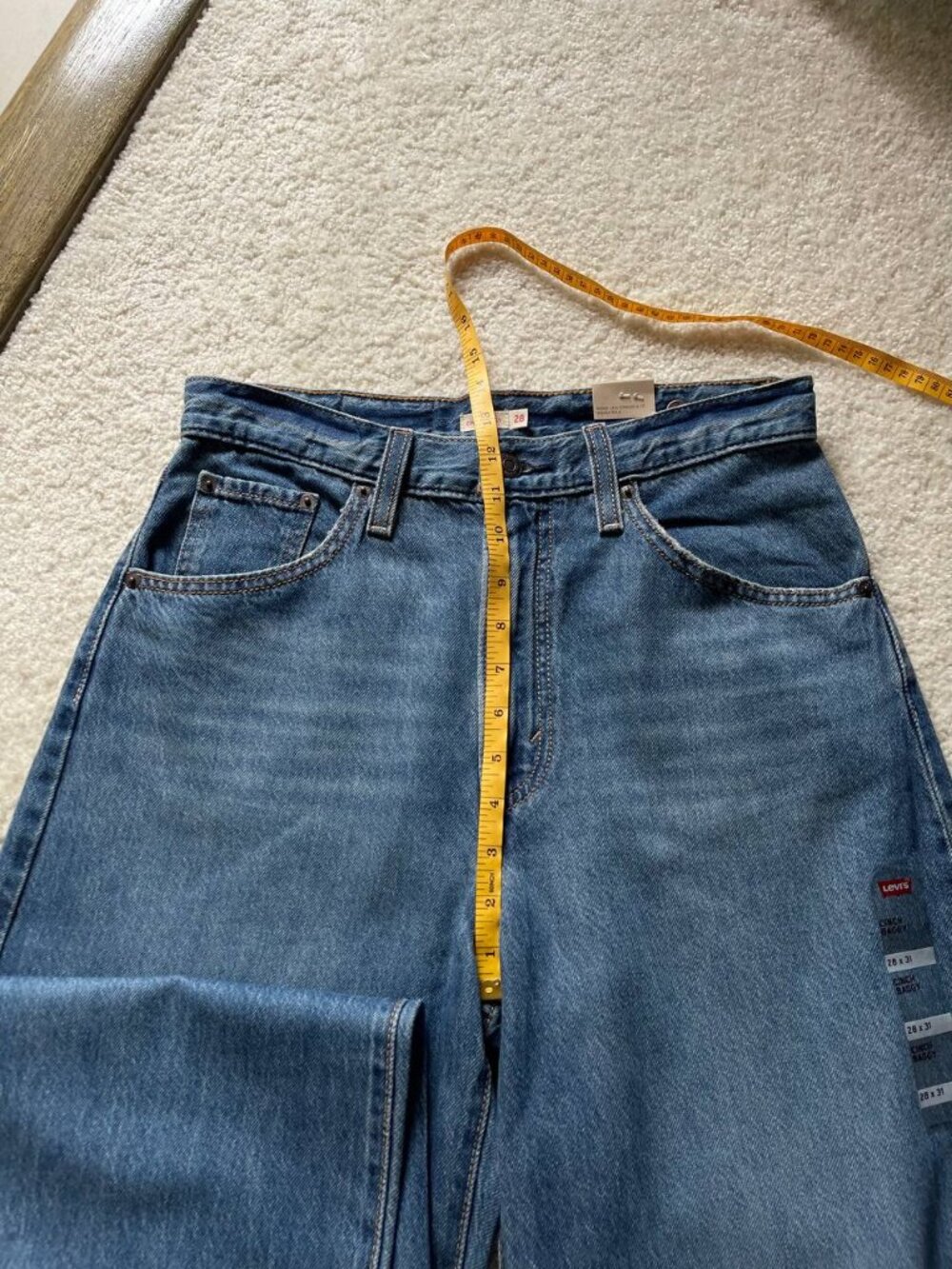NWT Levi's Cinch Baggy High Rise Women's Jeans Size 28/31 - Picture 8 of 12